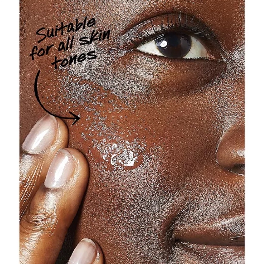 Kiehl's Clearly Corrective‎ Dark Spot Solution sold - Picture 7 of 8
